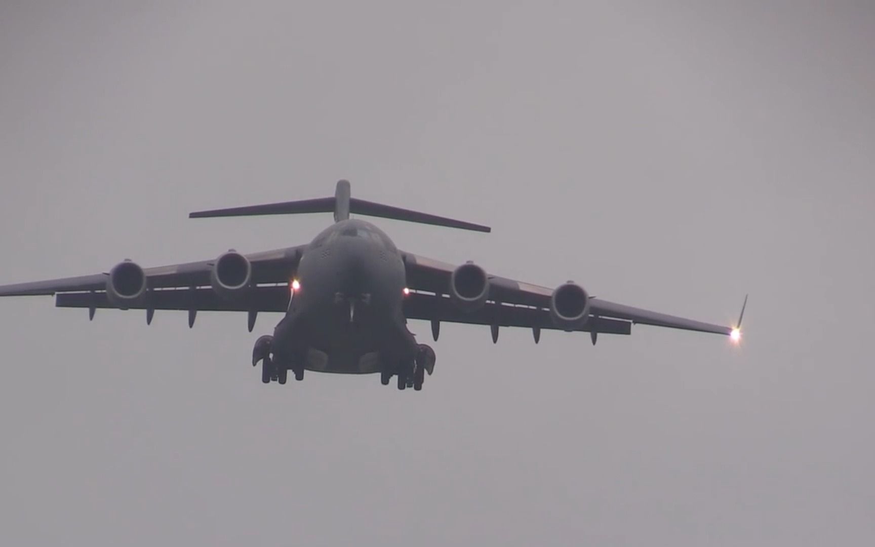 美空军多种飞机参加横田航空公司友谊节哔哩哔哩bilibili