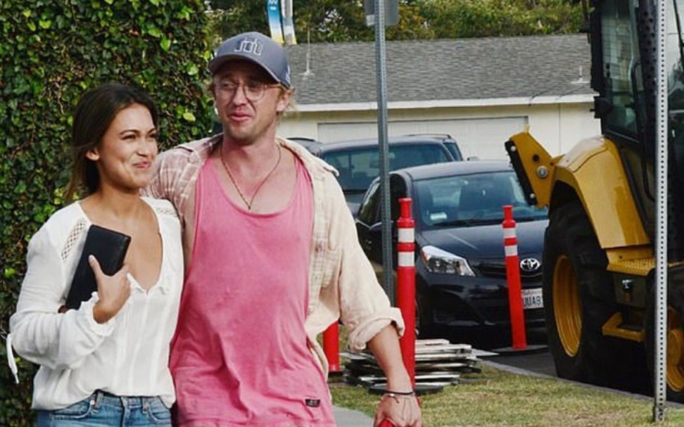 【tom felton】最近ins story更新,封面,嗯可能甜汤找了女朋友哦