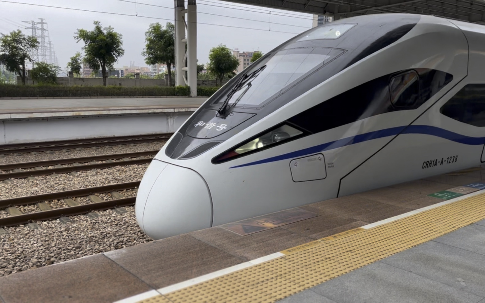 crh1a-a进站(套跑g)