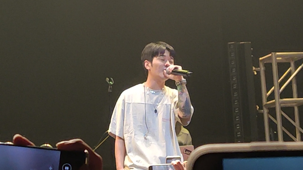 8.6重庆《想和你研究一本书》