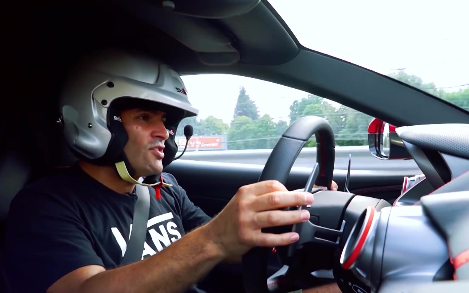 【topgear】试驾新法拉利812,加大版6.5升v12引擎,800马力!