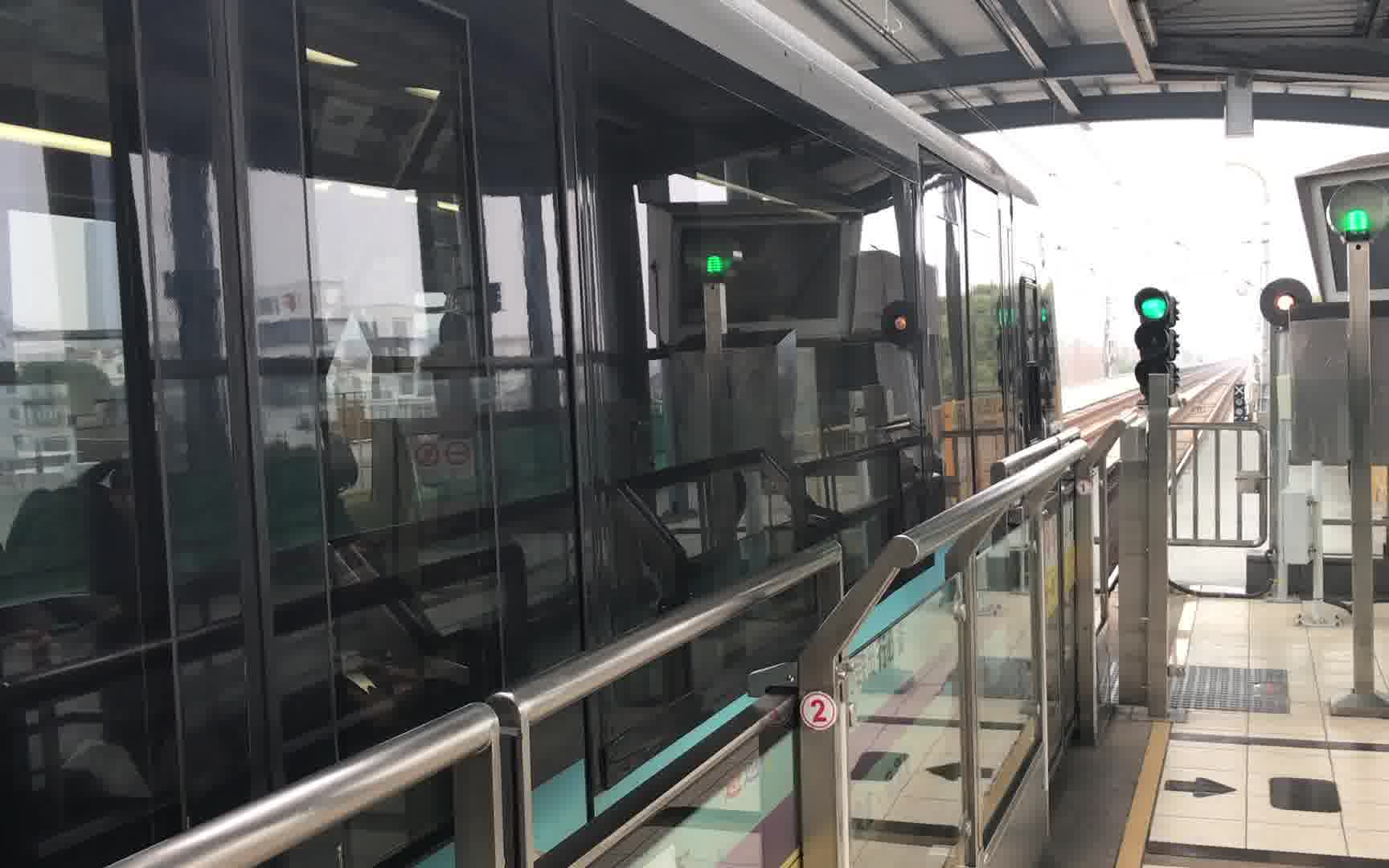 【上海地铁】5号线广告车出银都路站