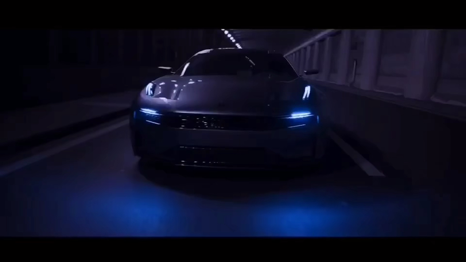 领克05的迎宾灯很有仪式感