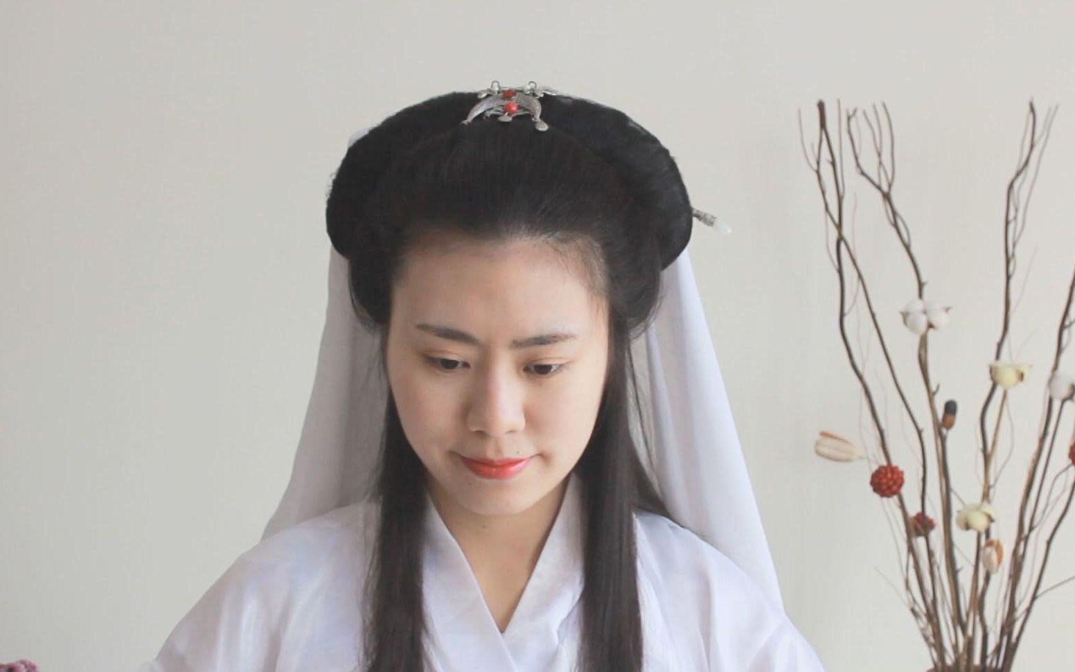 新白娘子传奇赵雅芝白素贞古装发型教程