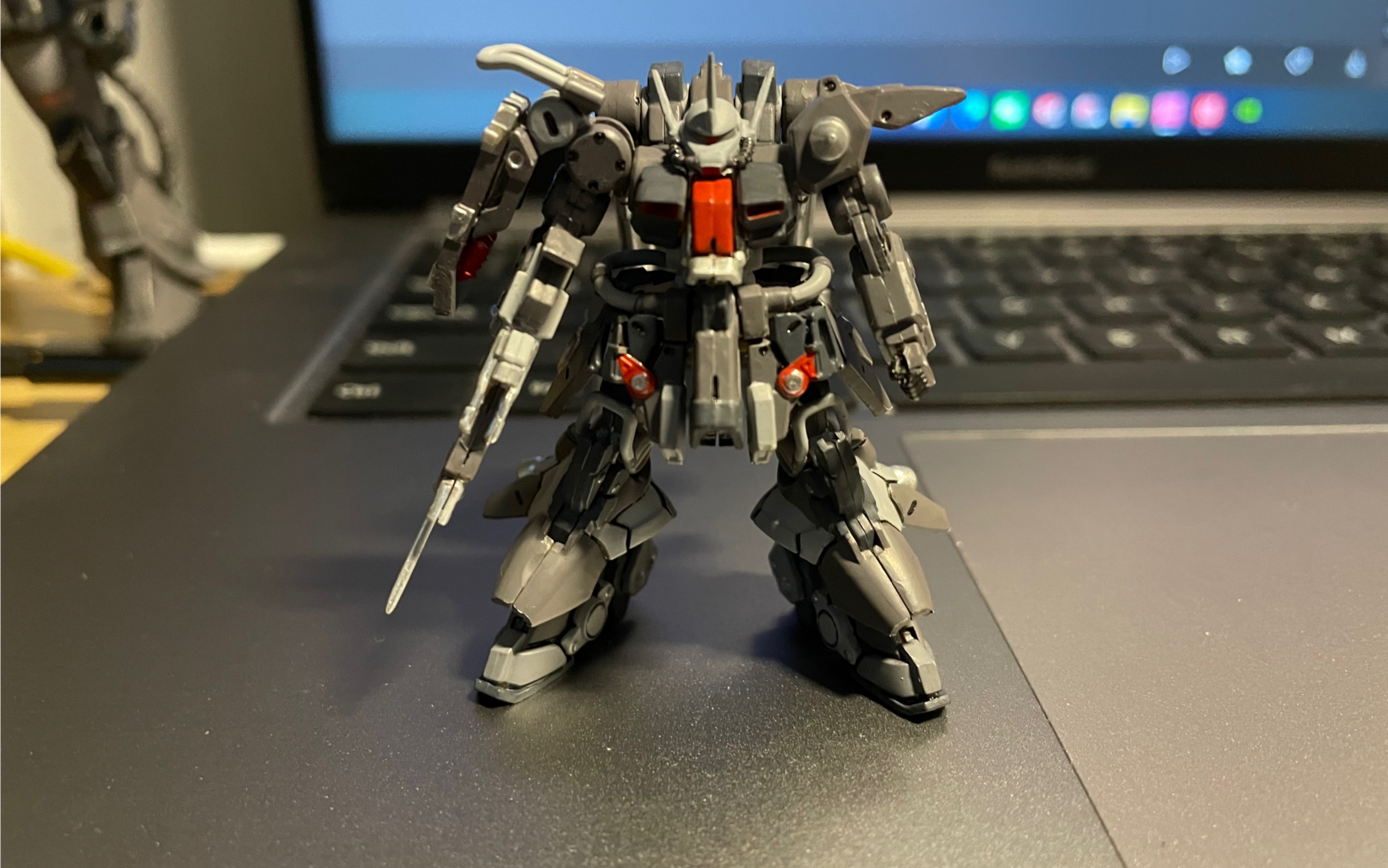 笔涂artifact扎古3