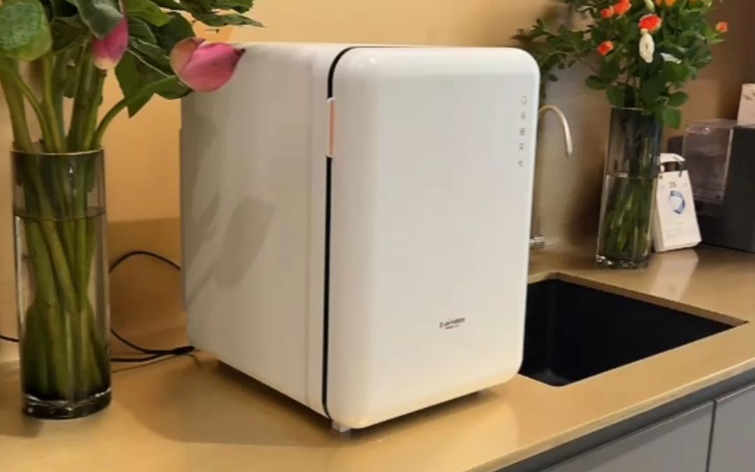 生娃送礼的必备选择!当然是又大又有面子的smartcare奶瓶消毒柜