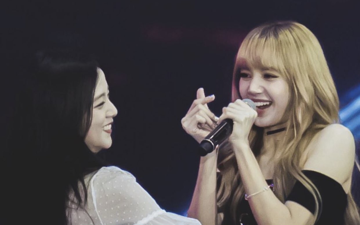 【BLACKPINK/LISOO】谁来管管这两个小傻瓜，在一起就很逗hhhhh-lisa&jisoo