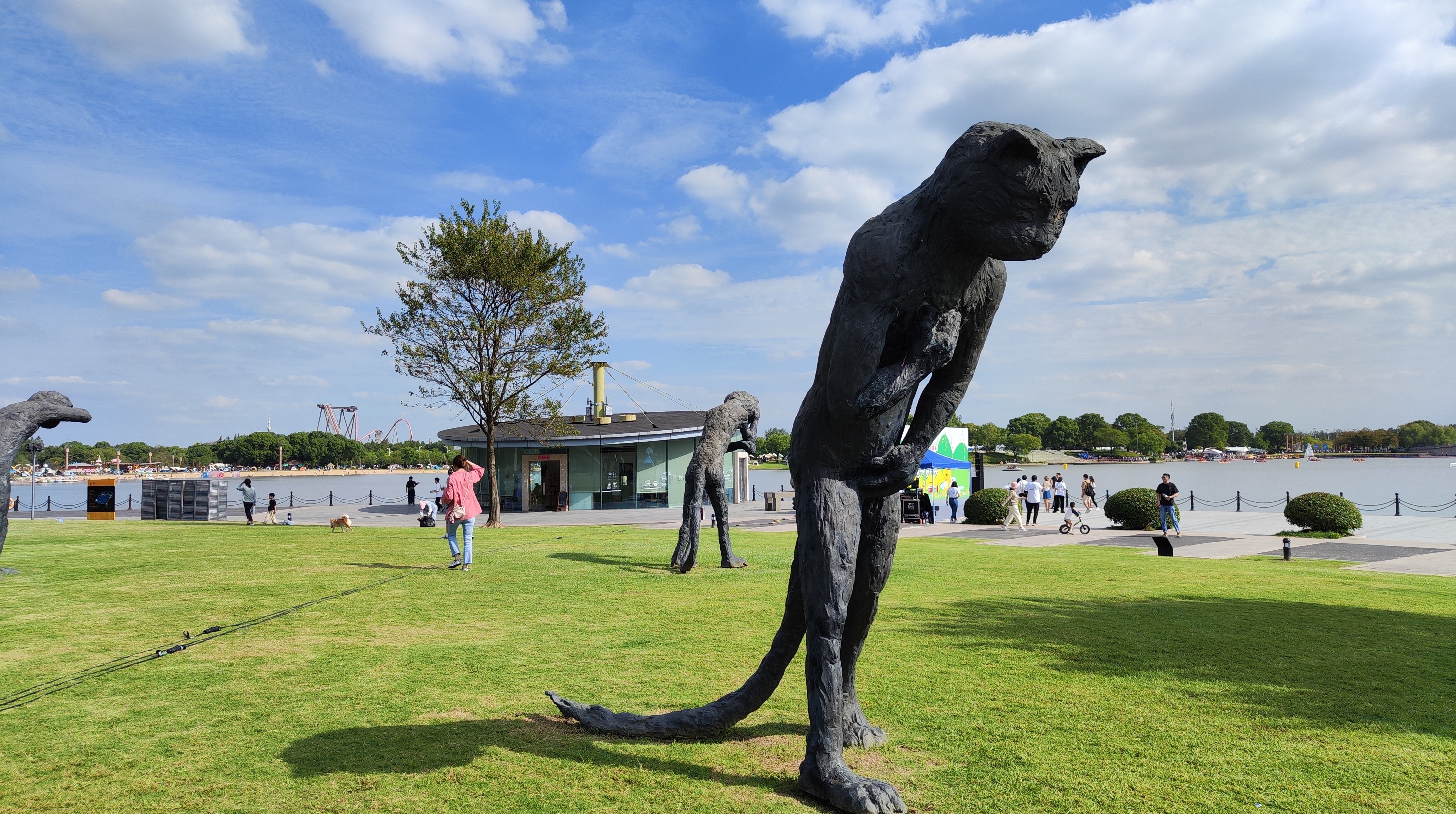 上海松江月湖雕塑公园图片