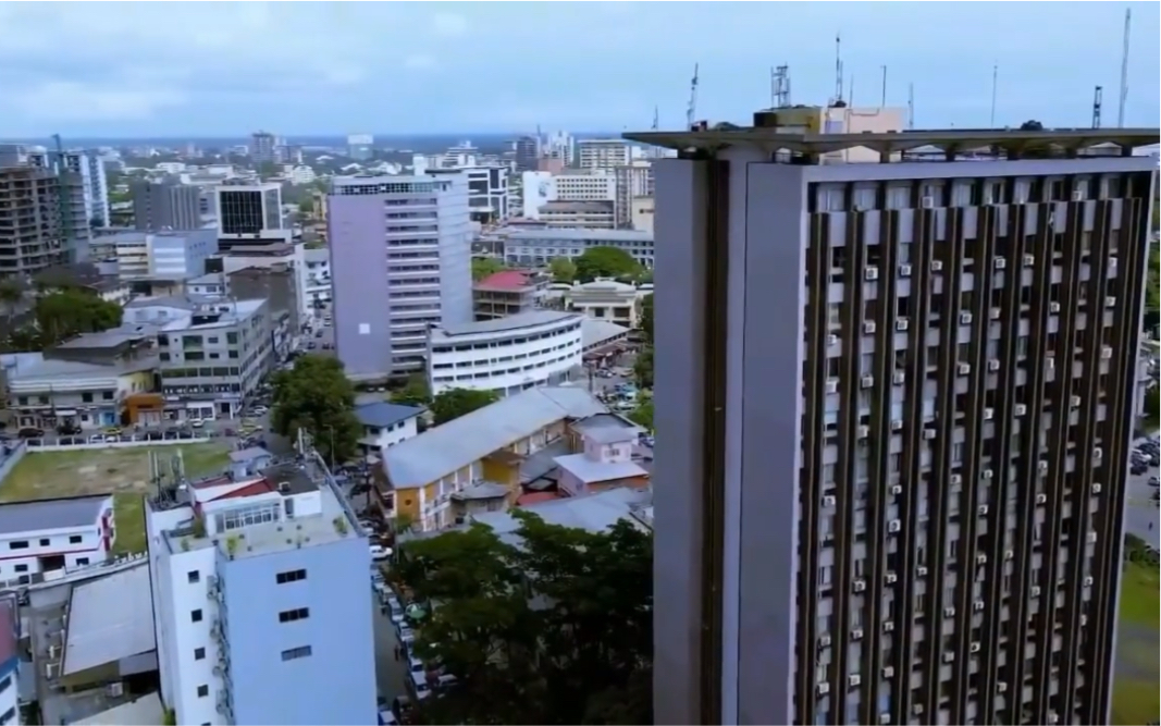 喀麦隆最大城市兼经济中心杜阿拉(Douala)之景哔哩哔哩bilibili