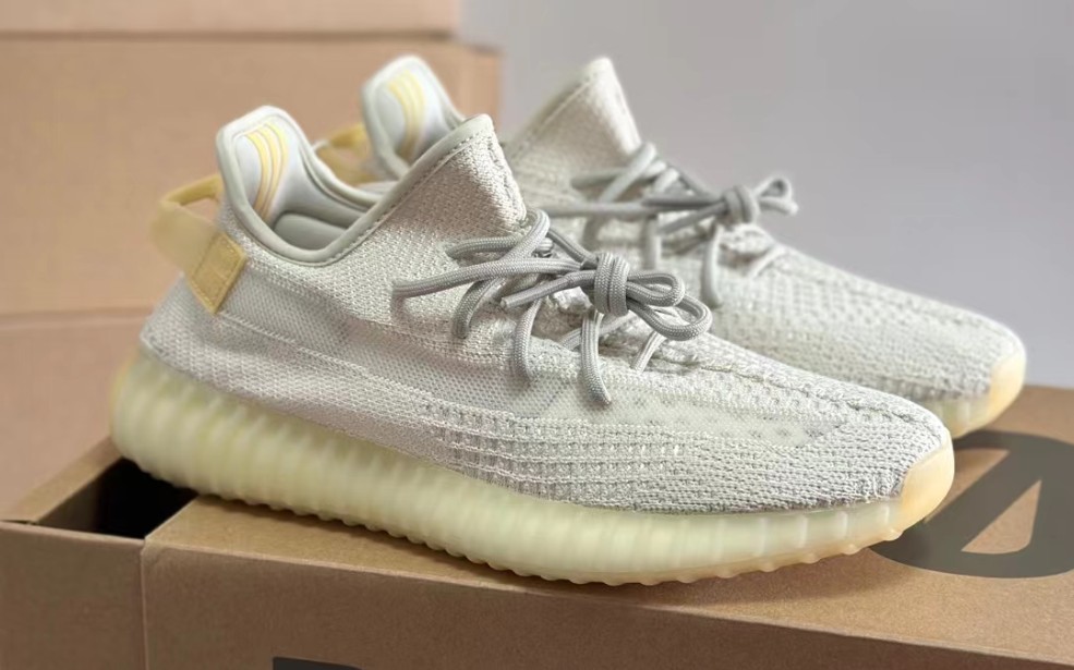 【发货实拍】adidas originals yeezy boost 350 v 2 小雏菊 "light"