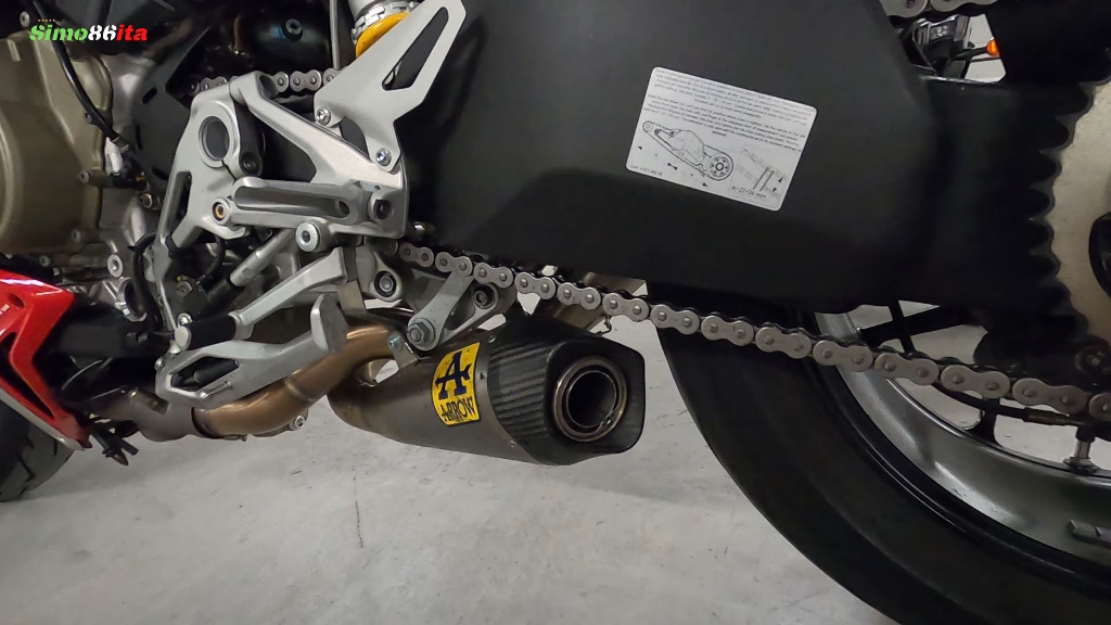 【声浪】杜卡迪streetfighter v4 -箭牌排气_哔哩哔哩_bilibili