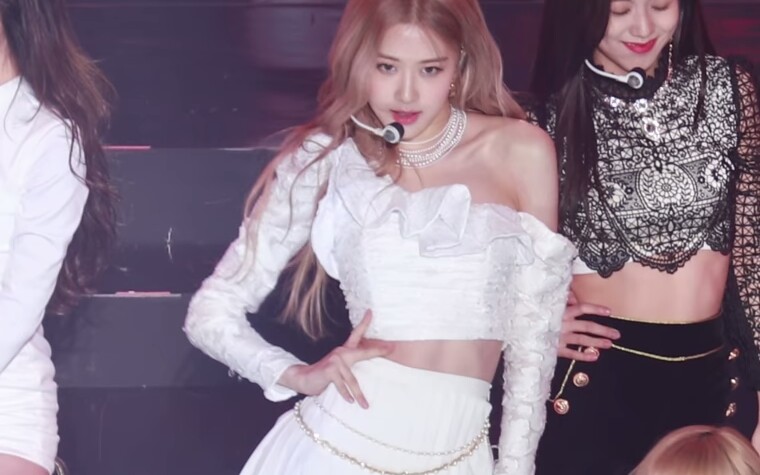 [图]【竖屏】BLACKPINK - ROSÉ DDU DU DDU DU - FOREVER YOUNG 直拍190123