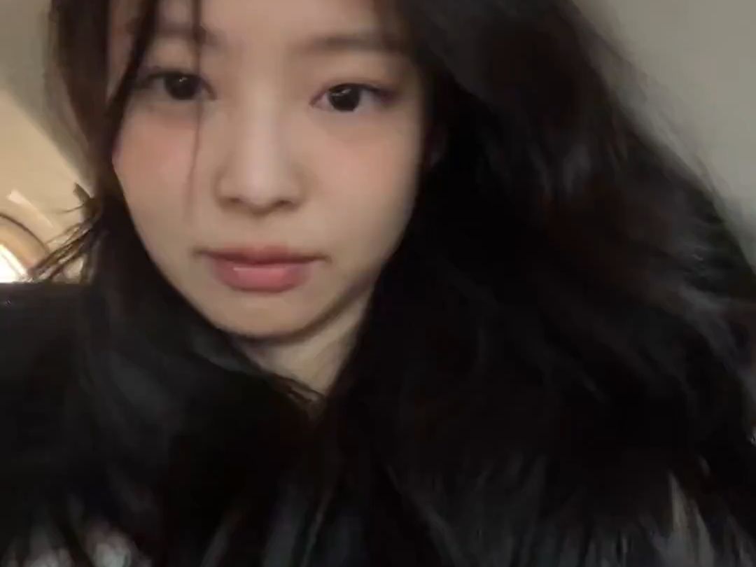 【JENNIE】240119 weverse直播 精校中字 免费片段哔哩哔哩bilibili