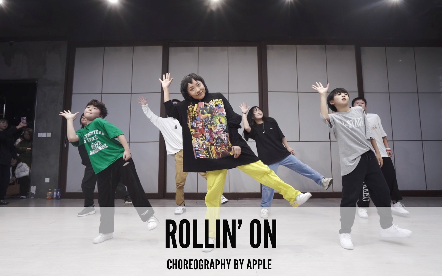 [图]SINOSTAGE舞邦 | 轻松惬意，是春天的节奏！Apple编舞 课堂视频 - Rollin On