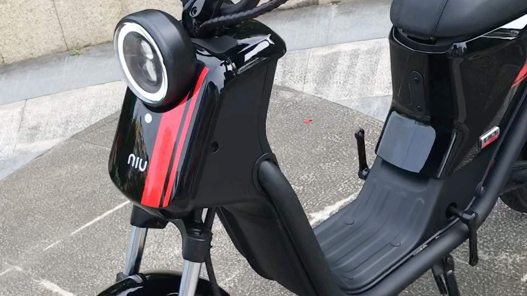 小牛电动u1d新款实拍来喽!长阳路3041号_哔哩哔哩_bilibili
