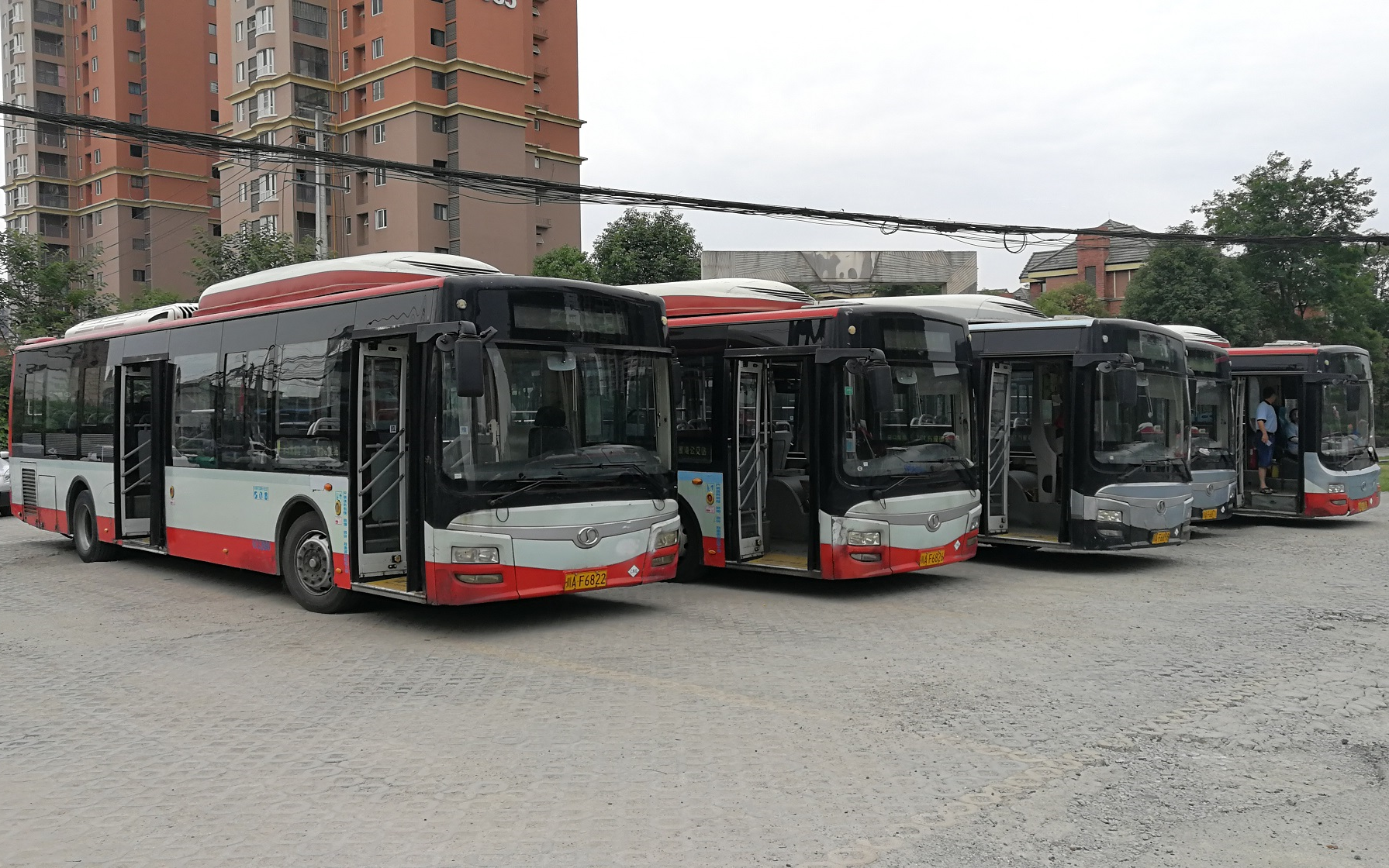 30(三)]成都761路pov「金马旅游区站→万家湾公交站」_哔哩哔哩 (゜