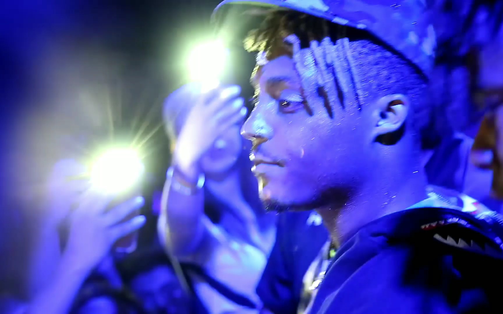 小果汁juicewrld现场luciddreams唱起来