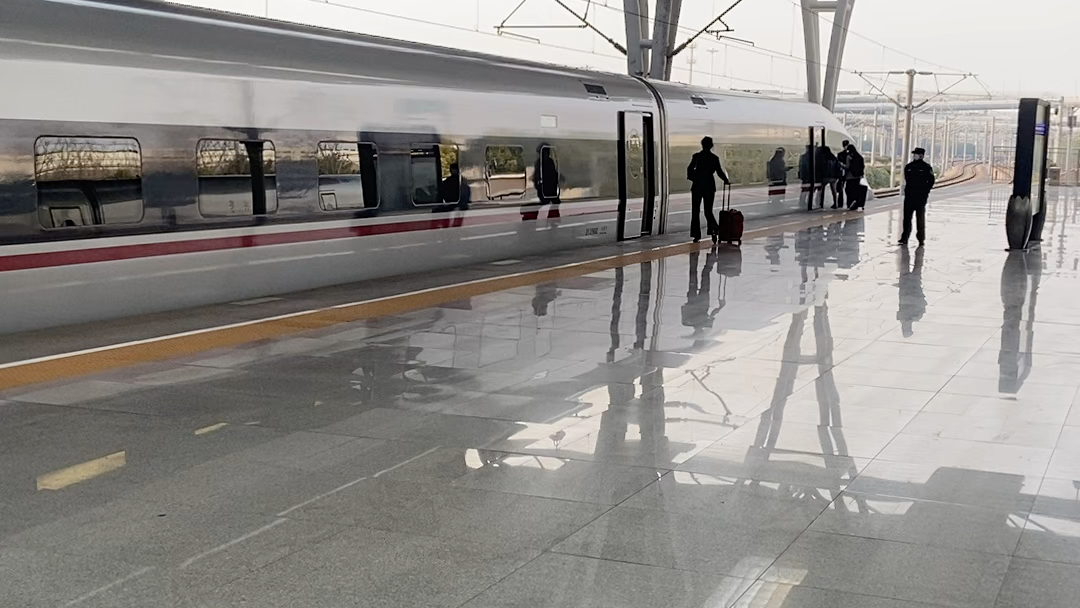 上海至武汉出差,高铁出行,很方便!