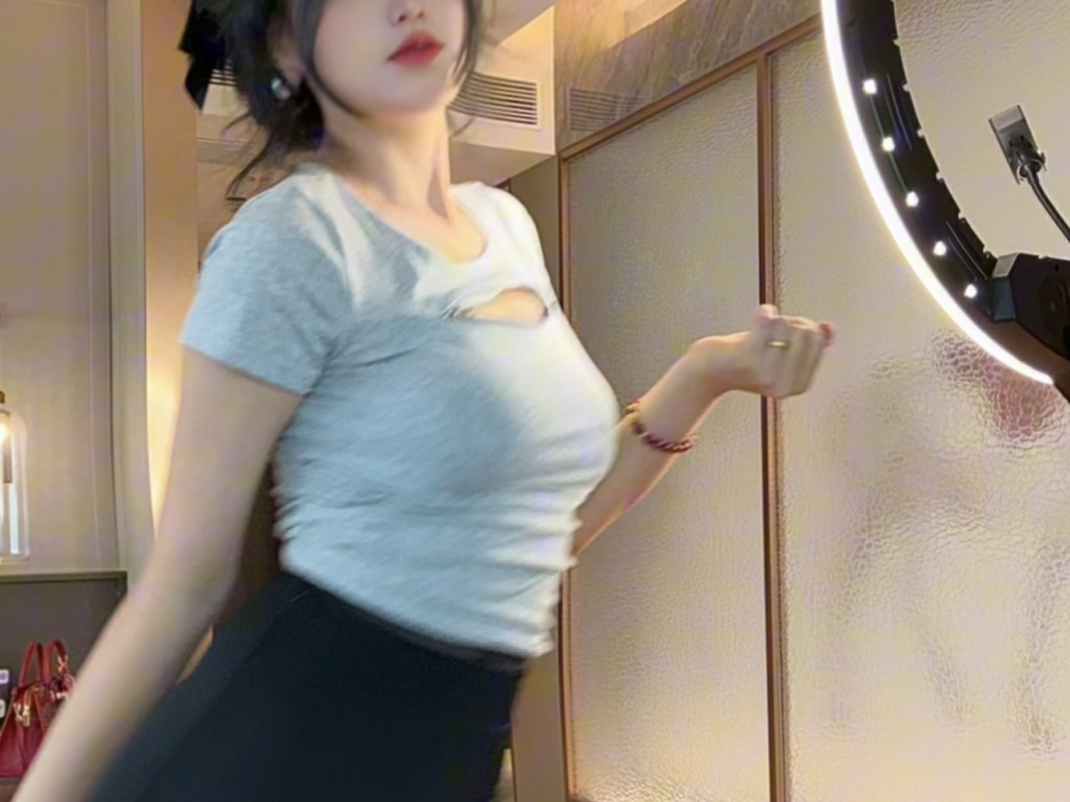 不大不小正正好好--辰妈吖--辰妈吖-哔哩哔哩视频