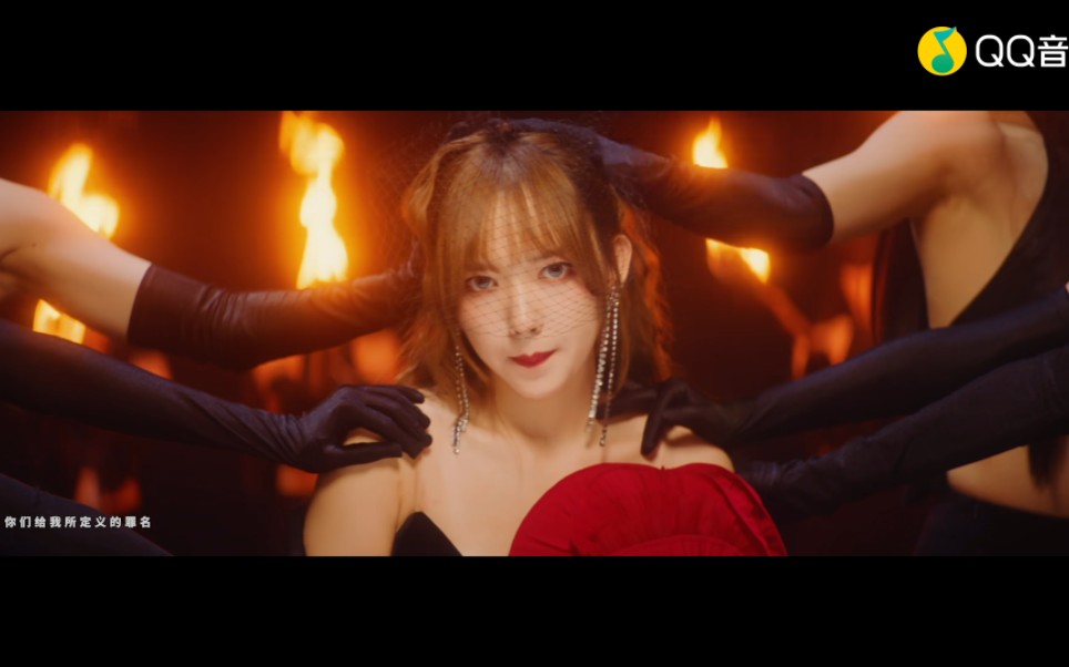 程潇我原以为会走甜美风,没想到人家这么辣