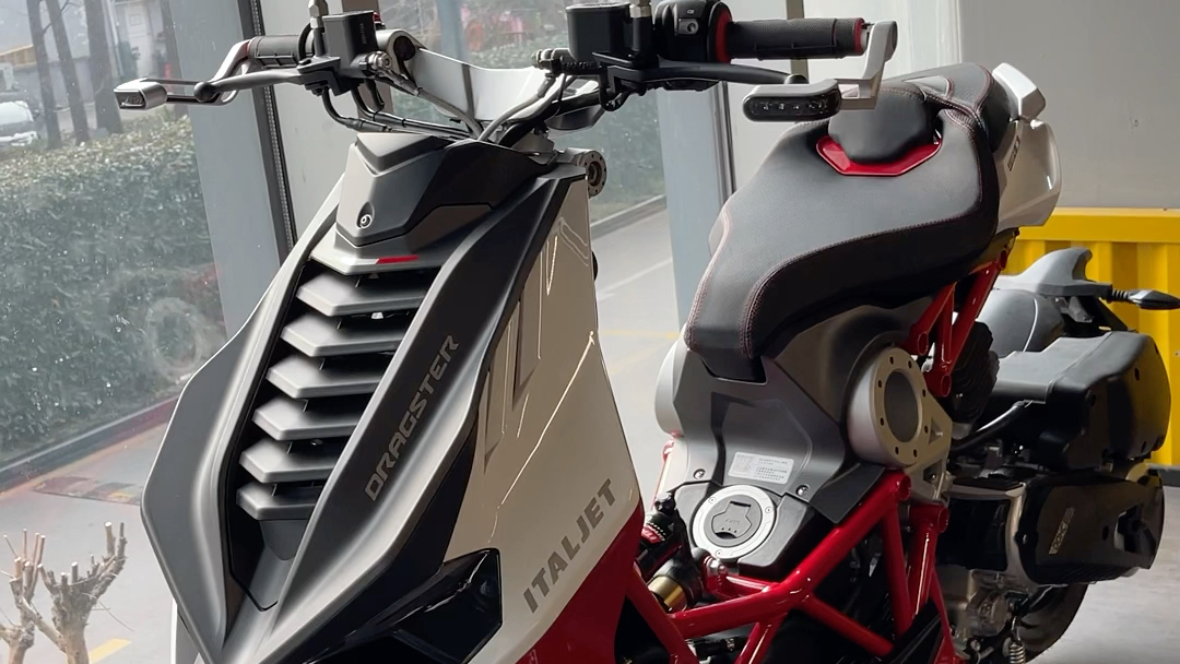 意塔杰特dragster200提车记