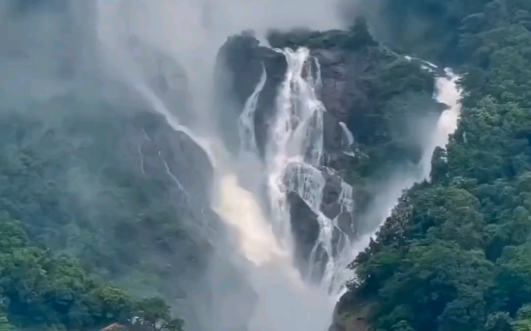 这是不是出现过在你梦里的风景/叔叔阿姨哥哥姐姐,看看风景吧请不要冷漠划过,我还未来得及感受这世间美好,不甘心就这样离开,求求您们帮帮我哔哩...