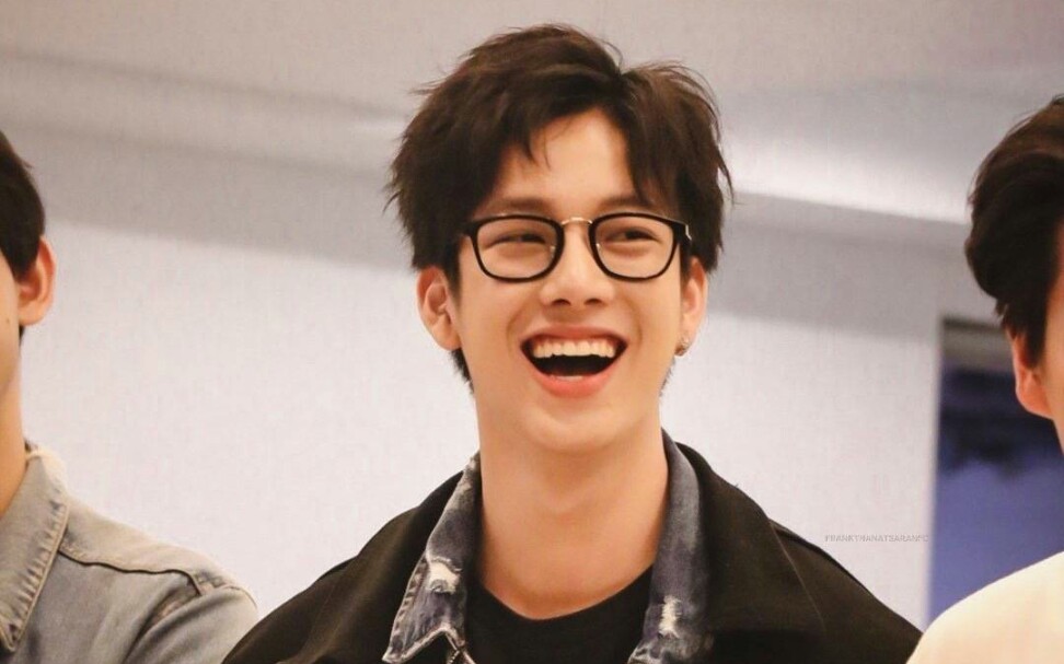 泰国演员frank唱歌_哔哩哔哩 (゜-゜)つロ 干杯~-bilibili