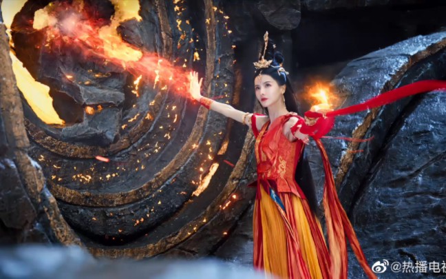张芷溪初凰红衣太美了!