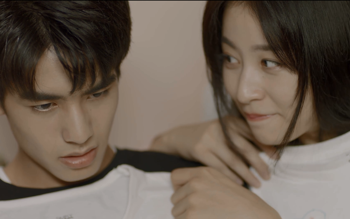 【网剧】《我与你的光年距离》ep05 宋威龙x周雨彤 情侣衫~教科书式的