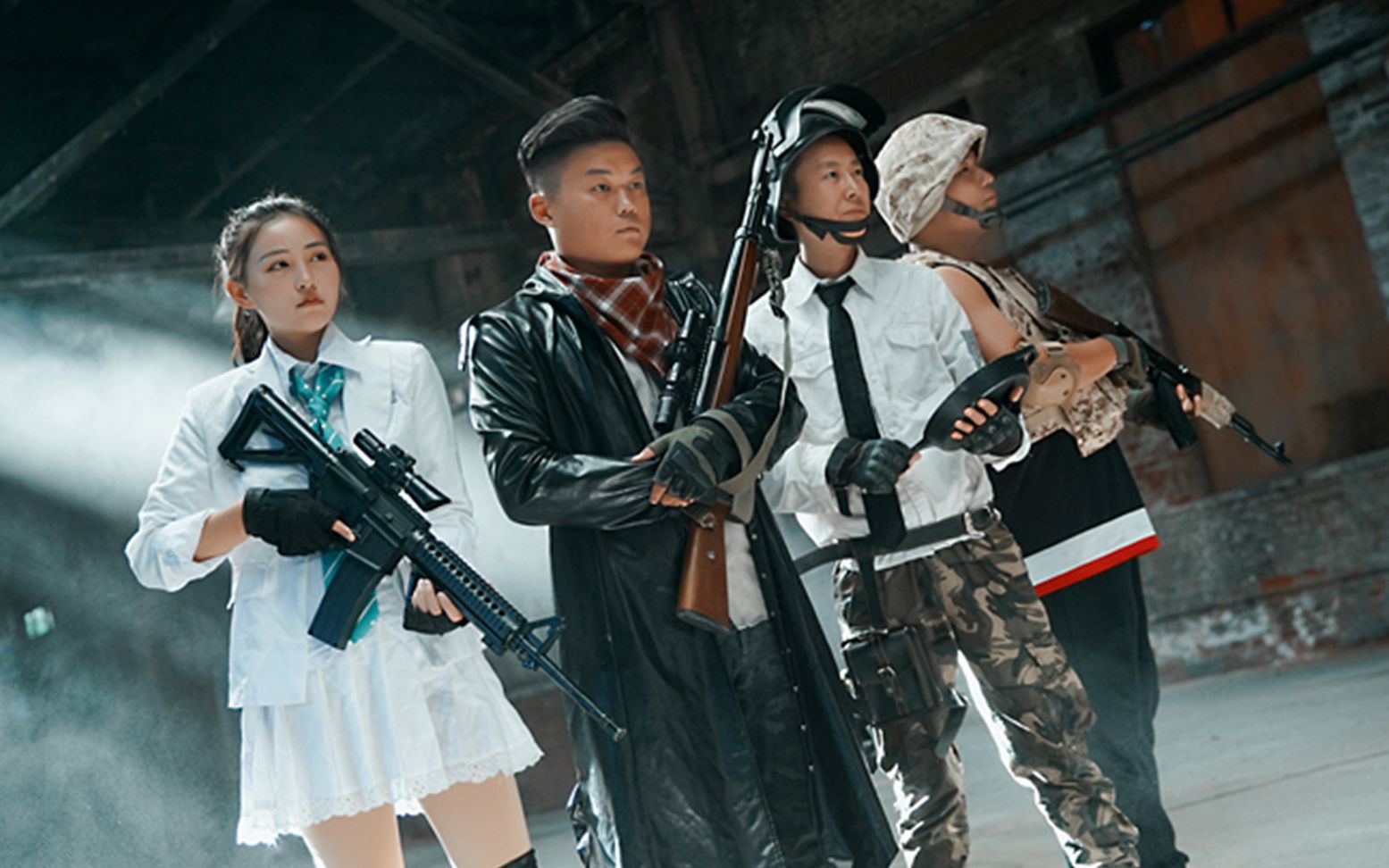 真人版绝地求生 网友自费真实还原游戏场景