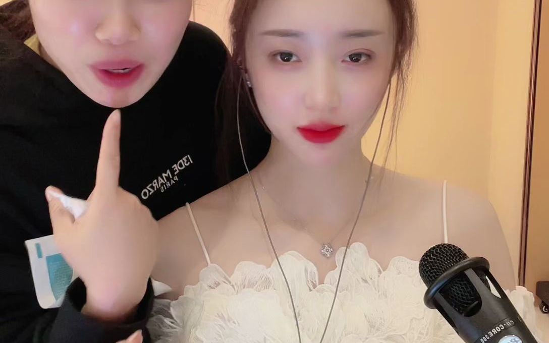 【dy】梦娜形体瑜伽 20220110 直播回放 第2场