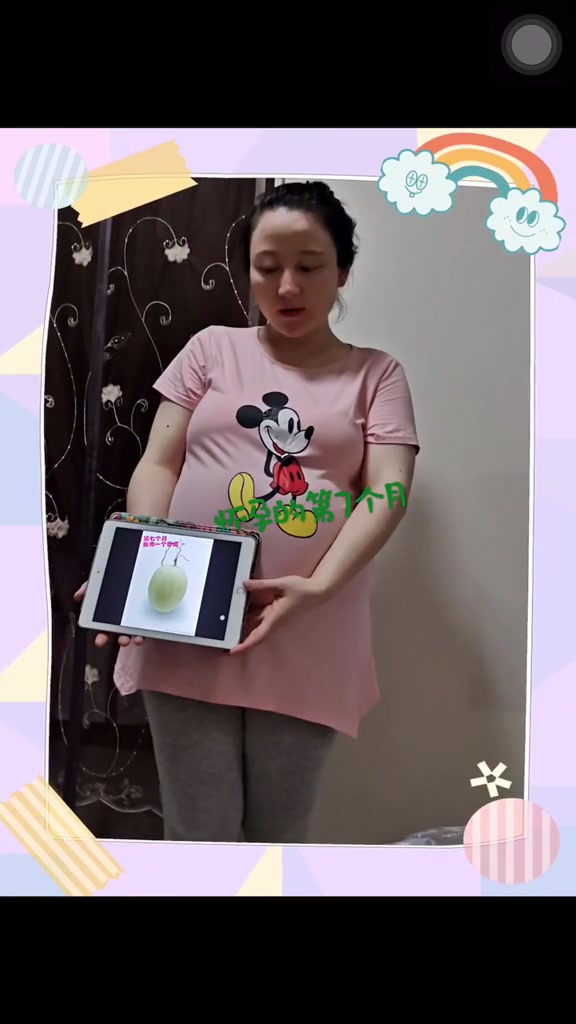 这是一条历时十个月的视频整个孕期都很顺利我是个幸福的孕妇谢谢我的