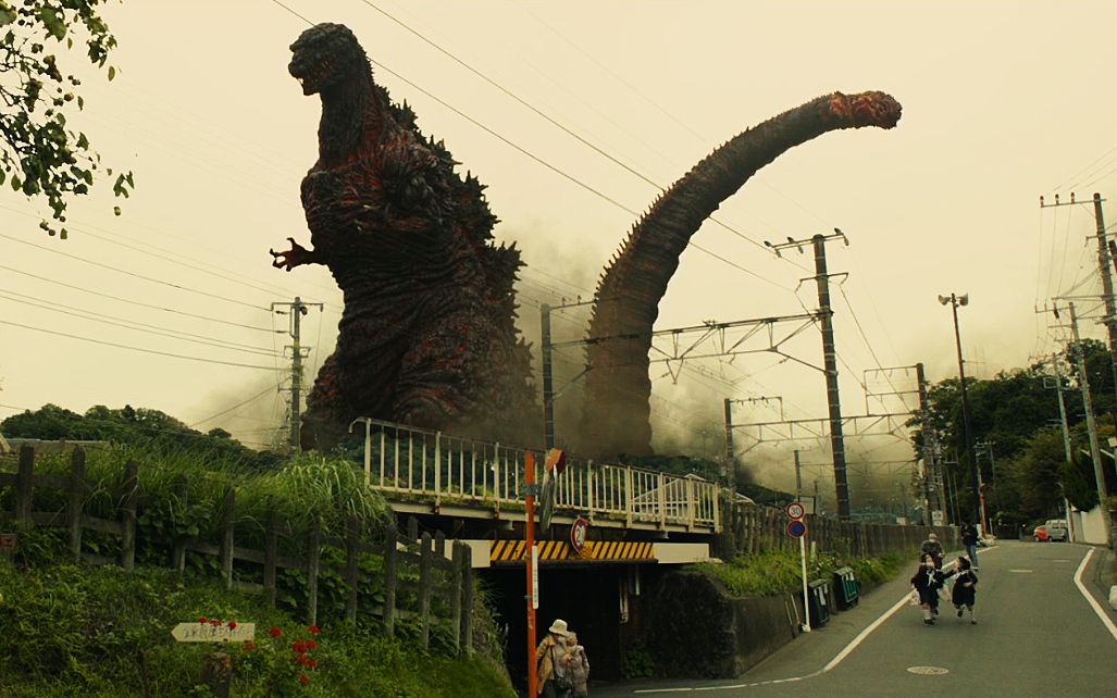 哥斯拉不在是怪兽,而是成为拯救地球的英雄,倒放《新哥斯》