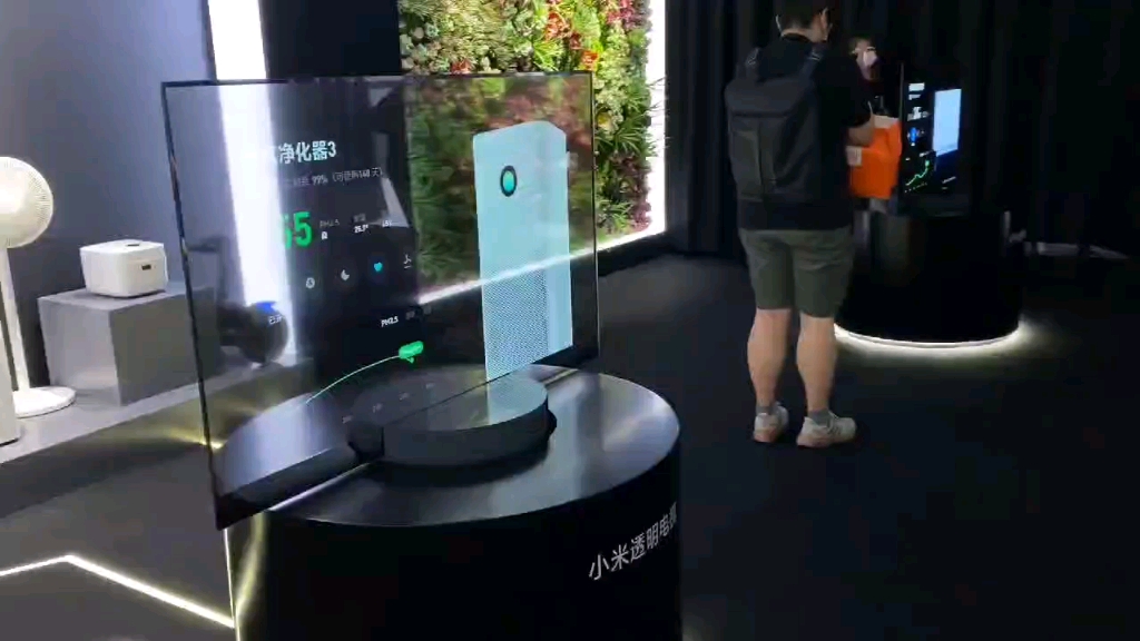 [图]【小米透明电视】两个字流弊，四个字透见未来
