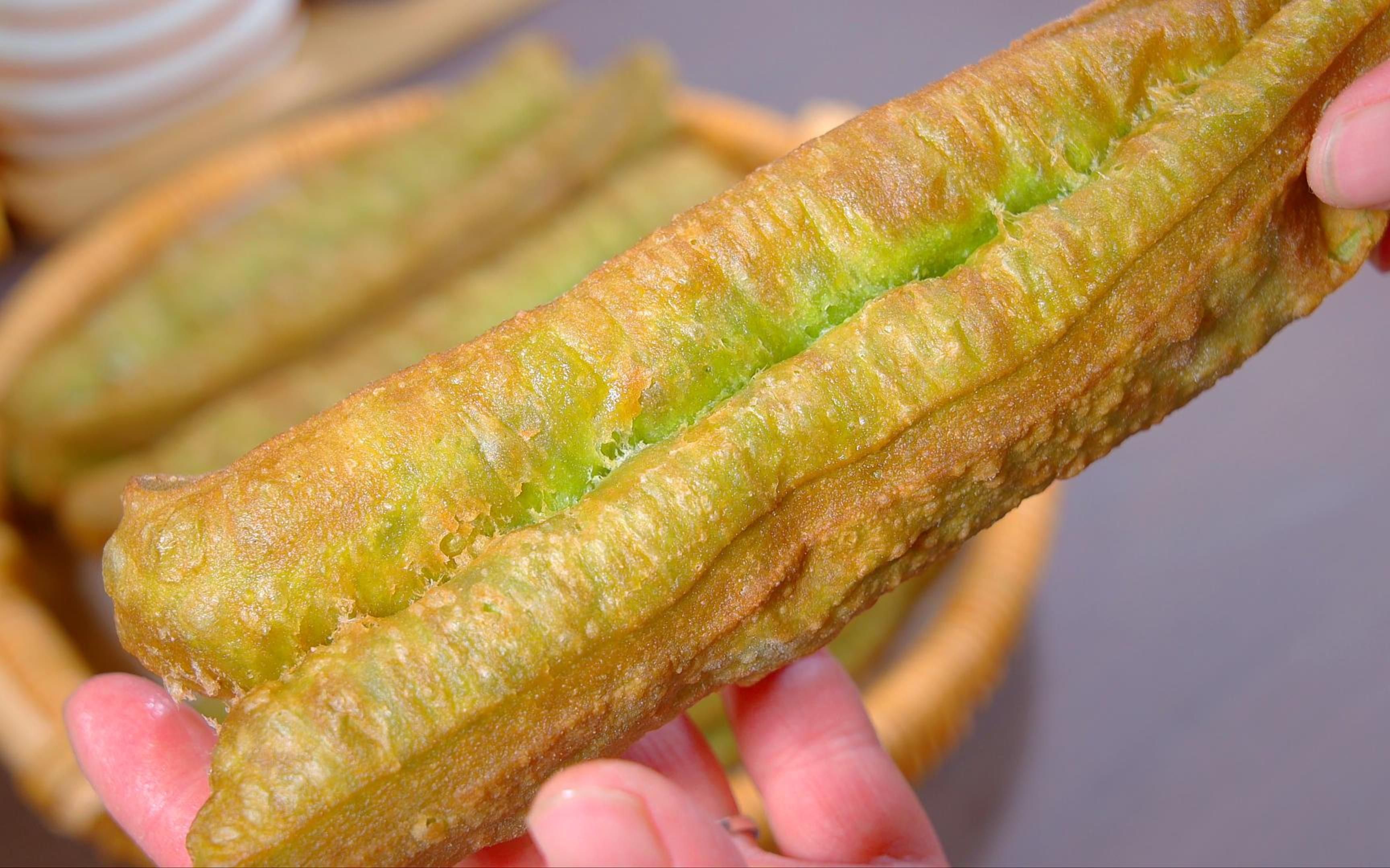 果蔬油条这样做既好吃又有颜值,蓬松酥脆,难怪老公特别喜欢