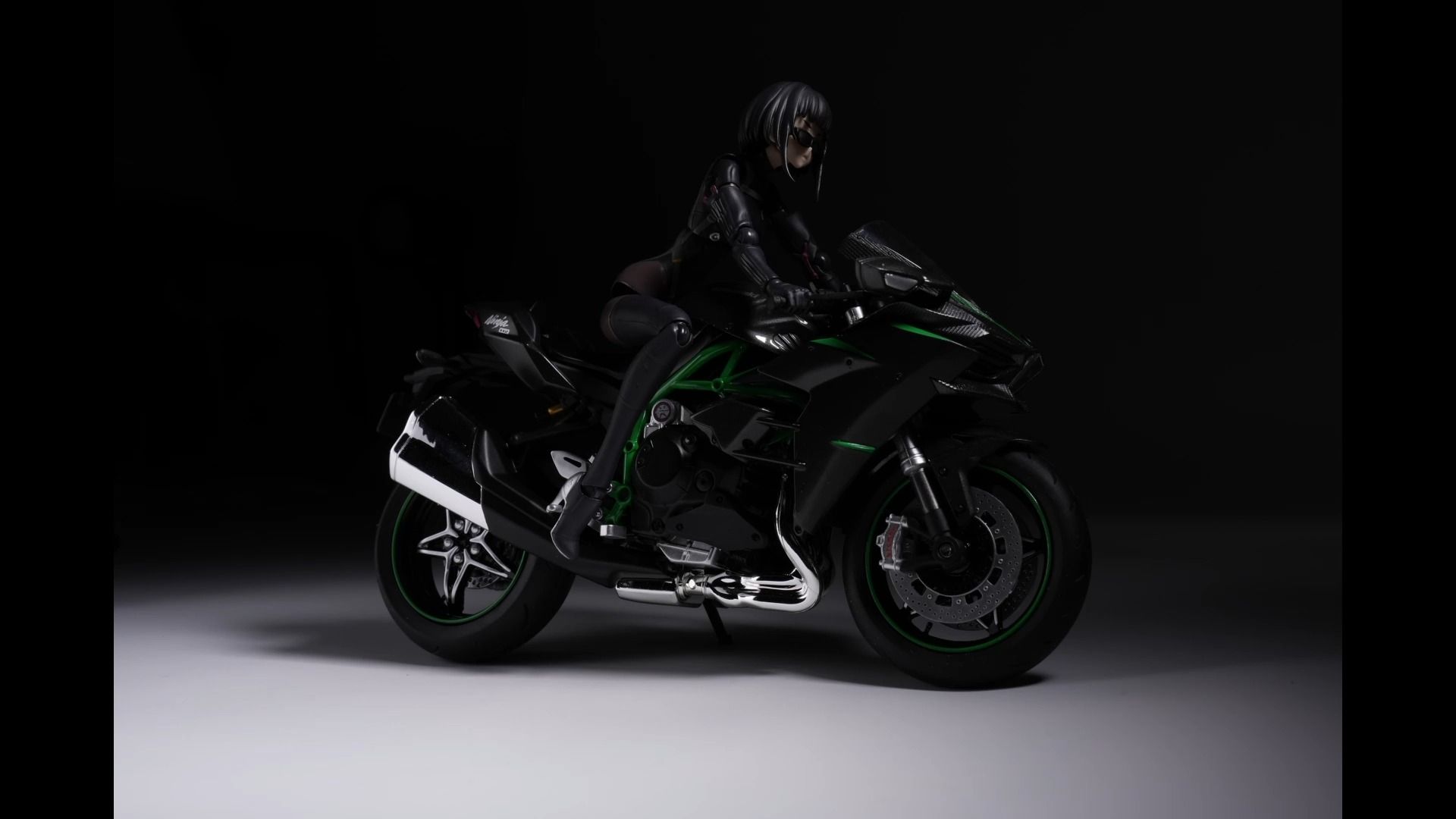 机娘骑车车04 青岛社 川崎忍者h2