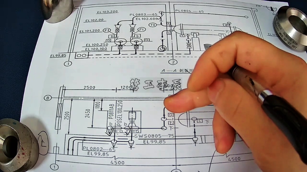 化工管道,管工李辰讲解弯头平面图剖面图
