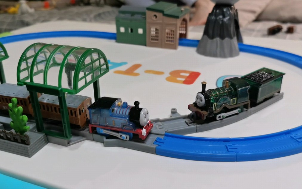 【托马斯奇遇记】3 安妮/克拉贝尔与神奇魔法球