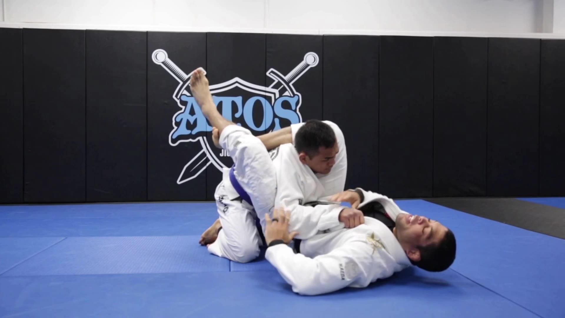 三角绞triangle - 安德烈·伽尔瓦_哔哩哔哩 (゜-゜)つロ 干杯~-bili