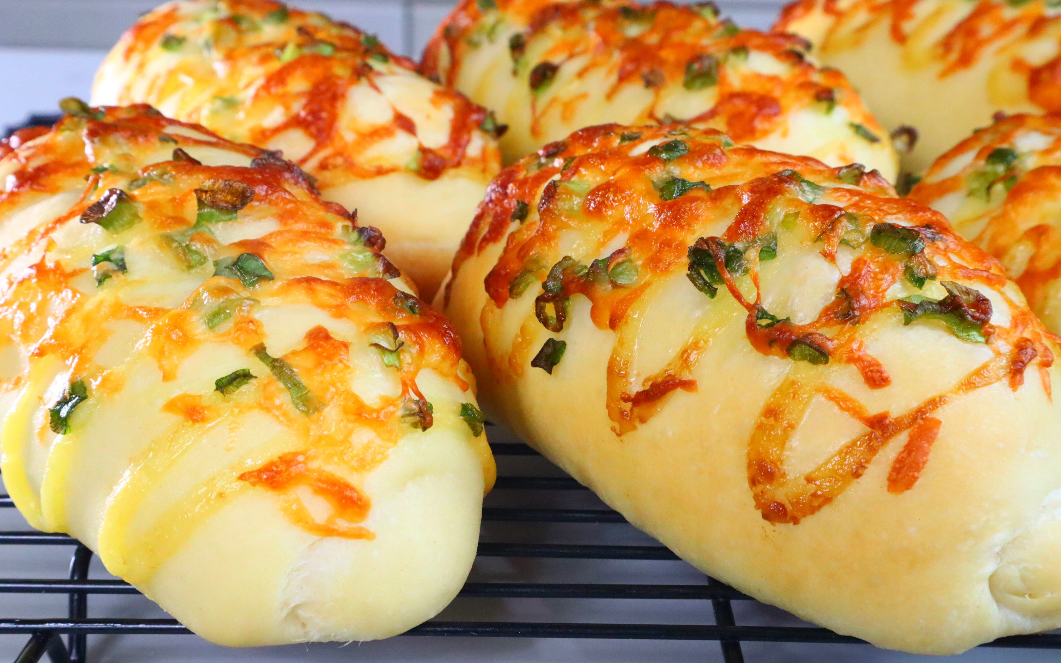 上瘾了,我7天都在做!让人流口水的肉松芝士面包,都在向我要食谱