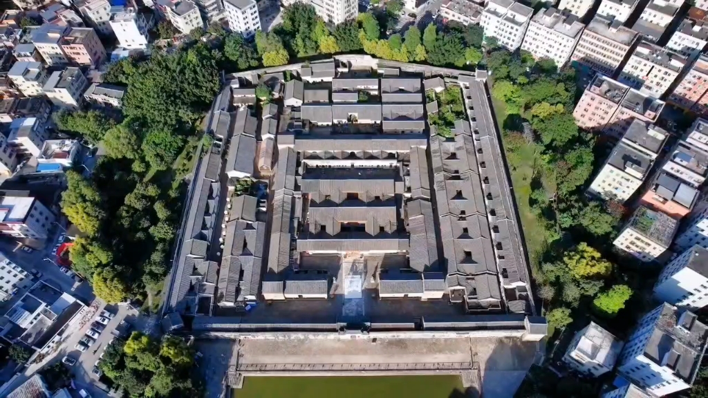 航拍深圳坪山大万世居 客家围屋 光影建筑