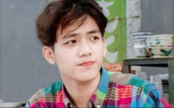 港剧中19岁的钟汉良,up好想mua一口