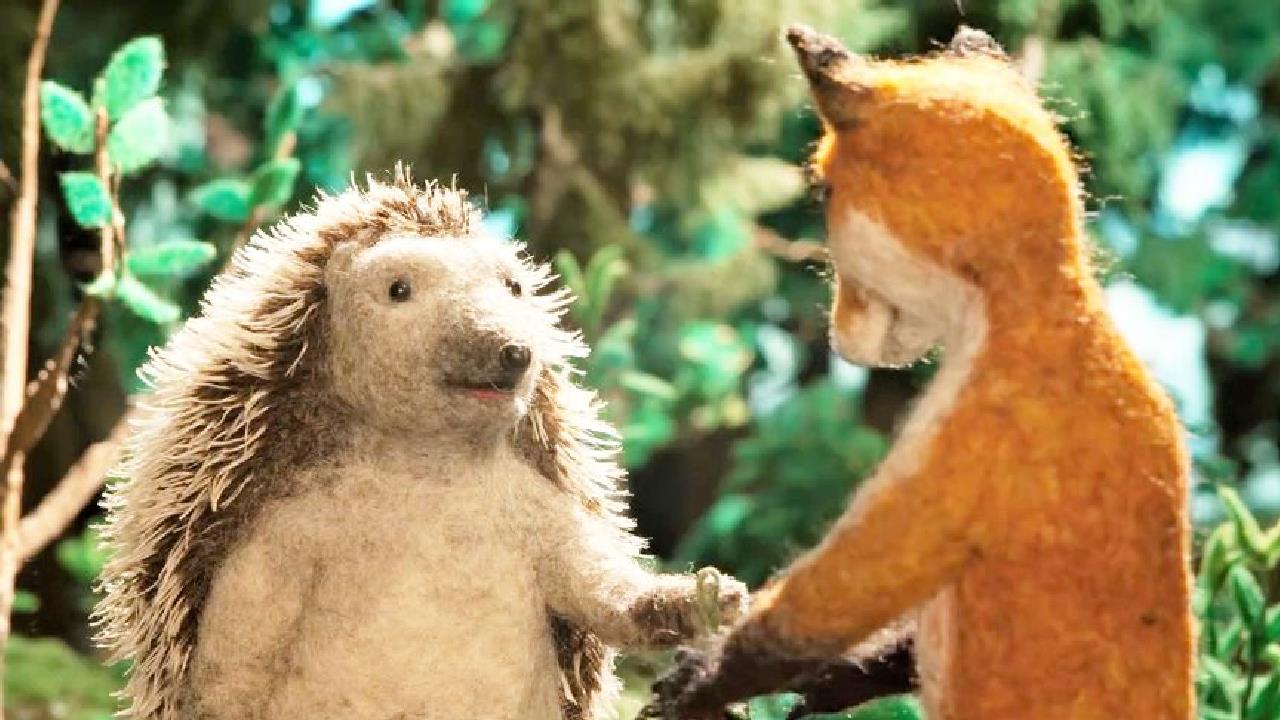 狐狸女士邀请刺猬先生留宿,但是他坚持要回家,这决定令人费解