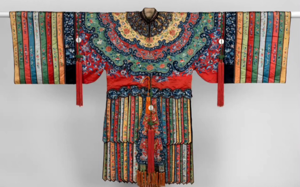 清代戏曲宫衣 欣赏