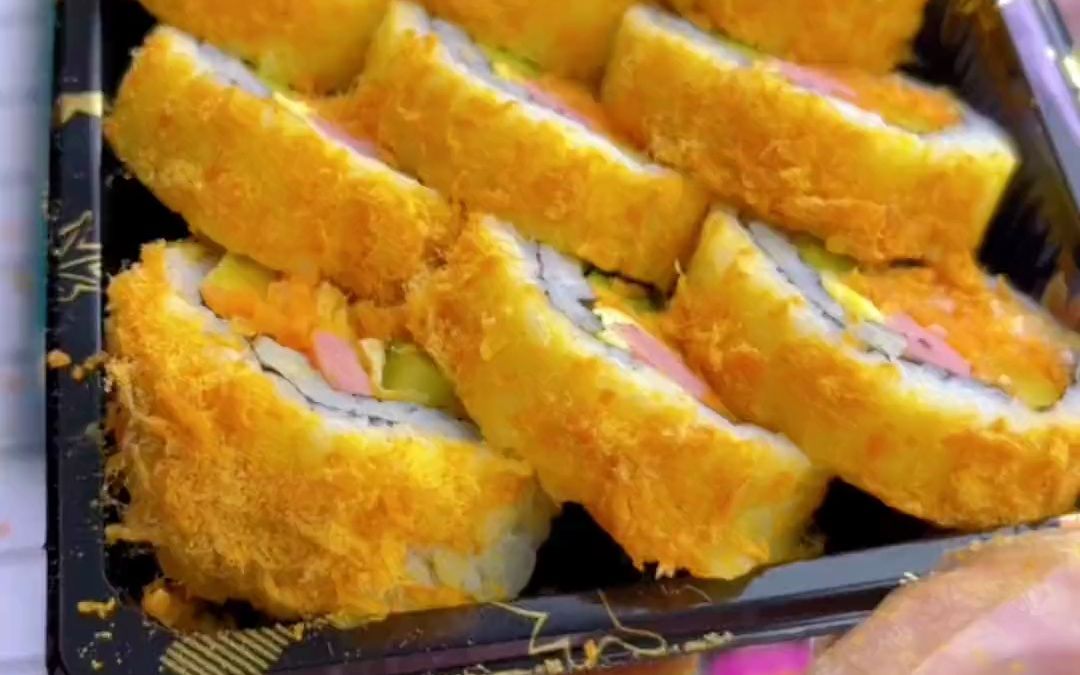 好吃到掉渣的肉松卷,自己在家也可以做的一款寿司