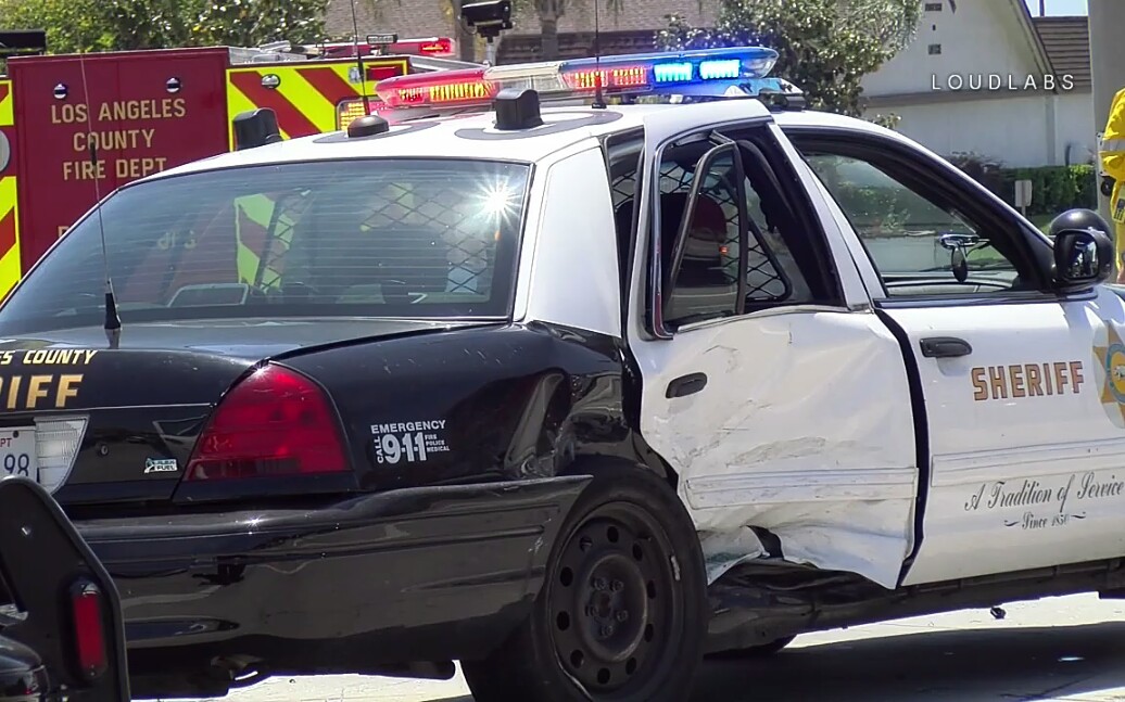 lasd一警员不幸遭遇了车祸(cvpi-1)