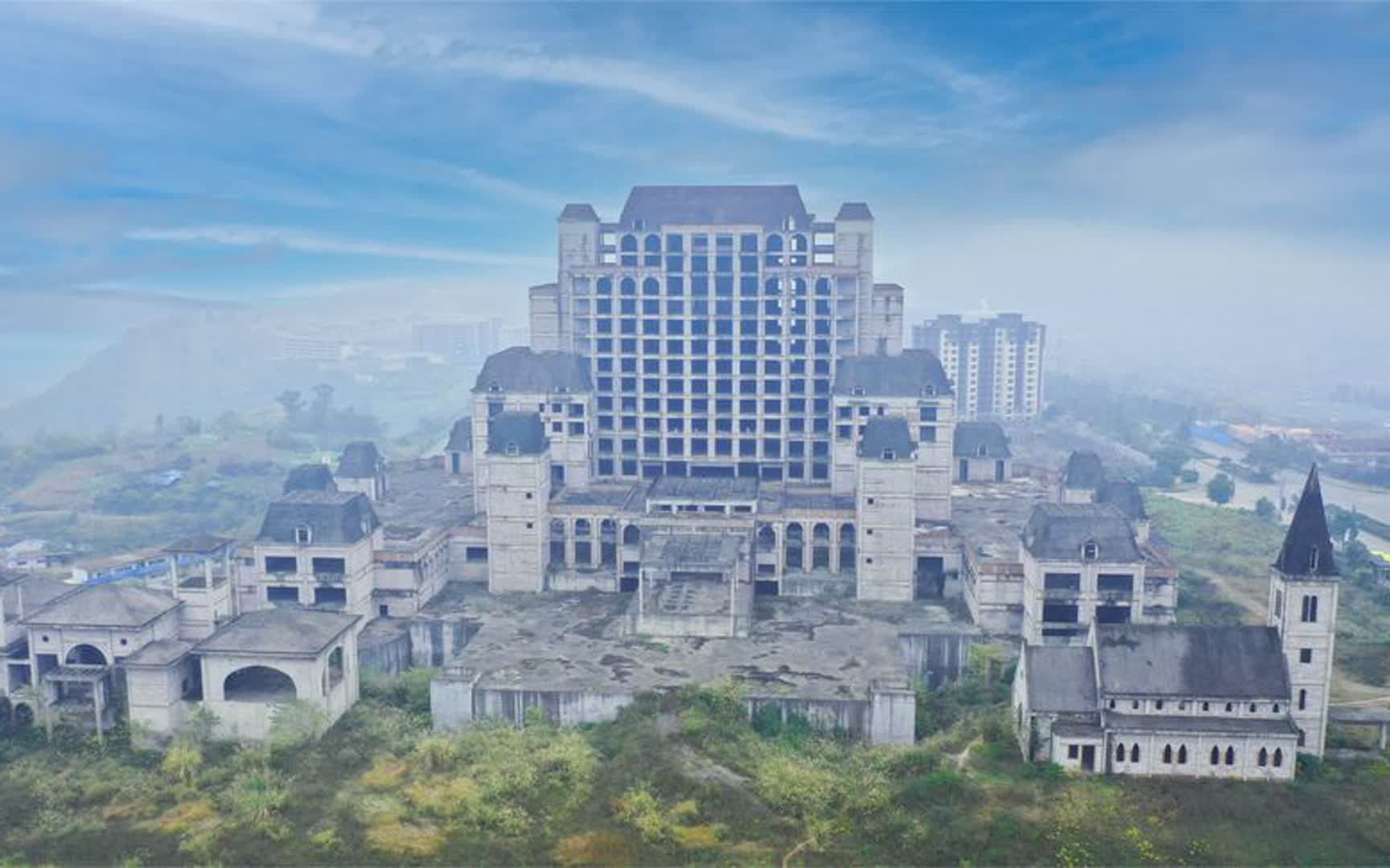 实拍重庆涪陵最大的烂尾楼,就像走进欧洲城堡一样,近距离看一看