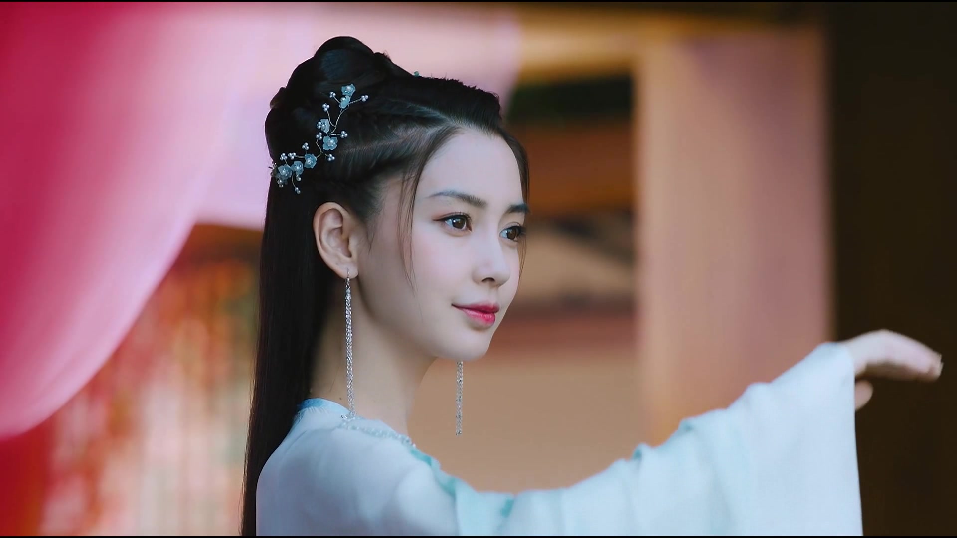 孤芳不自赏——白娉婷制素衣,司马弘赐婚花家_哔哩哔哩 (゜-゜)つロ