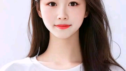 女装大佬雯雯新拍的证件照