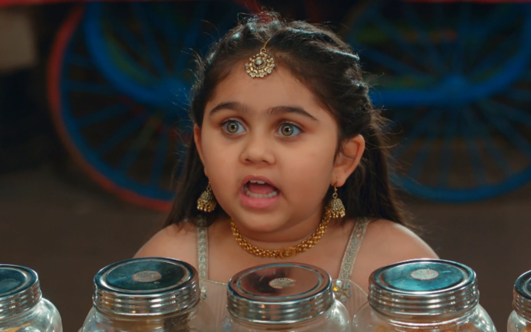 《娜迦女6》卡蒂娅雅妮想吃好吃的却无钱付账,拉古维尔即将与普拉特娜